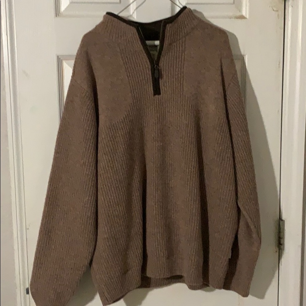 L.L Bean Men's Waterfowl Sweater with Windstopper, 100% merino wool. Like new.
